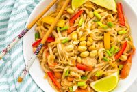 Instant Pot Chicken Pad Thai: Quick Authentic Recipe