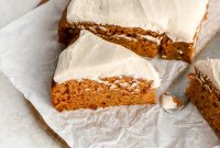 Moist Pumpkin Olive Oil Cake with Cinnamon Glaze