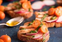Citrus Chicken and Basil Crostini Recipe for Summer Entertaining