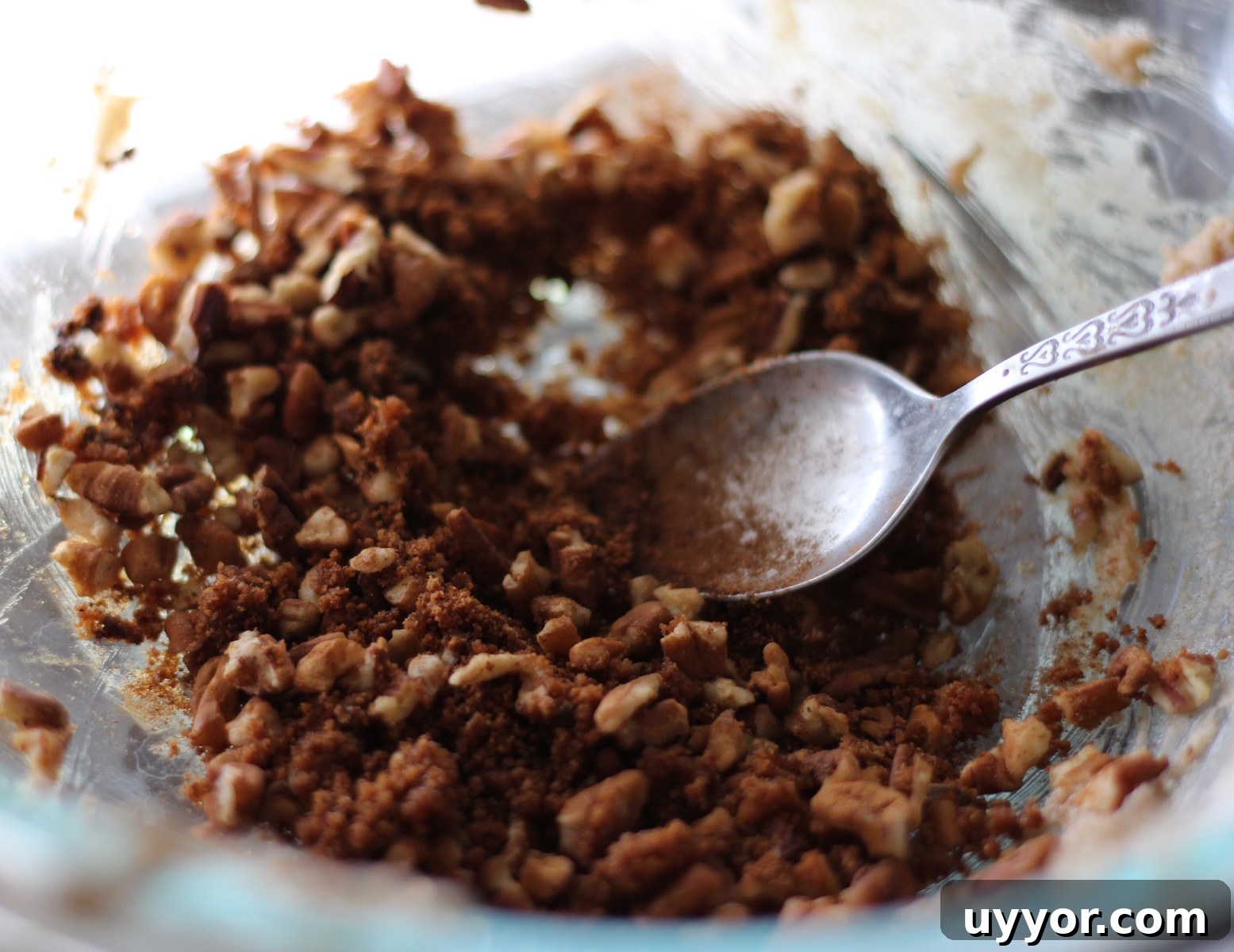 Grain-Free Banana Bread with Crunchy Streusel Topping 8 Grain-Free Streusel Banana Bread - a cinnamon, coconut sugar, and pecan-topped banana bread made Paleo with Otto's Cassava Flour! SO GOOD. | fedandfulfilled.com