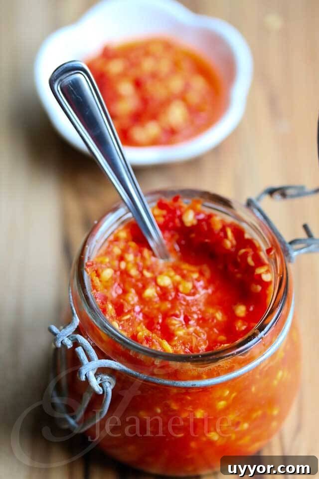 Thai Chili Sauce © Jeanette's Healthy Living