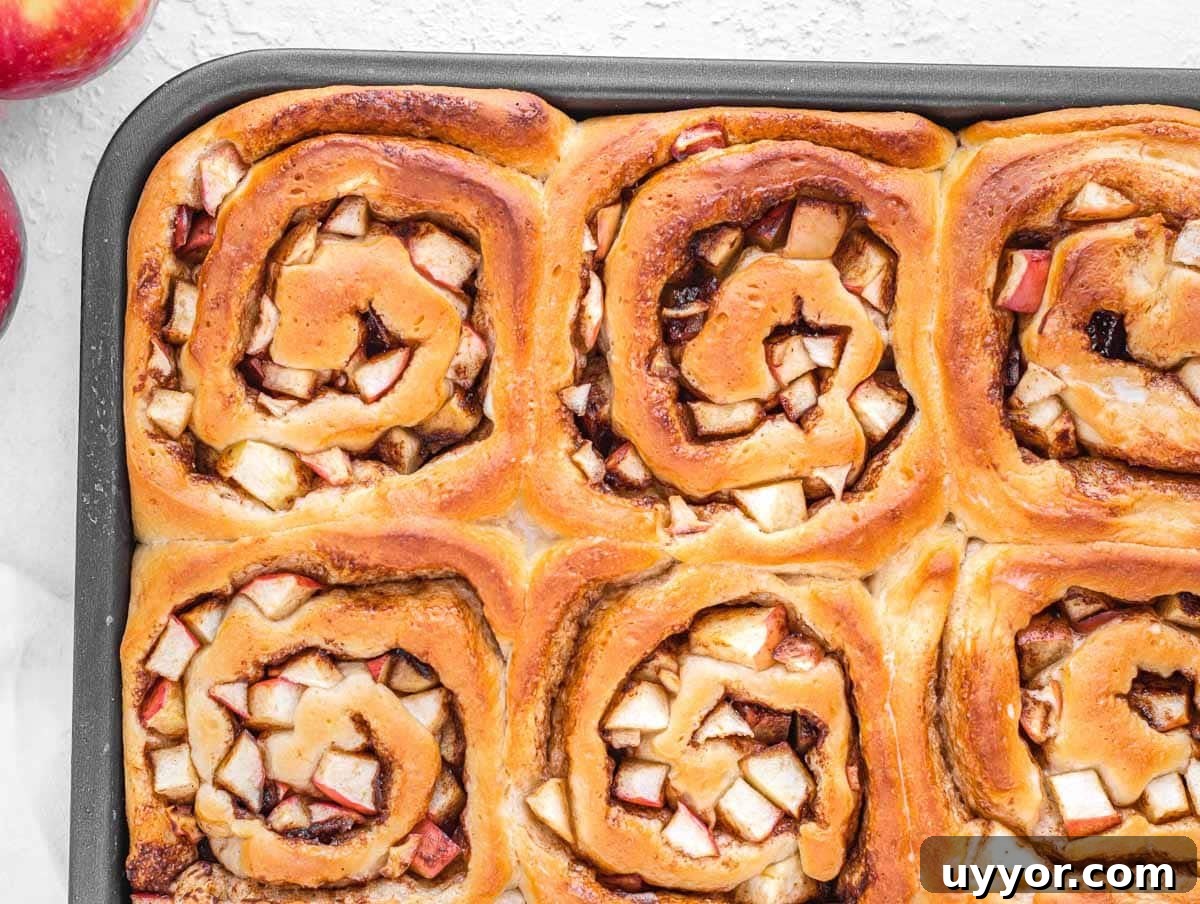 25 Cozy Apple Recipes That Capture Fall Flavors 4 Apple cinnamon rolls