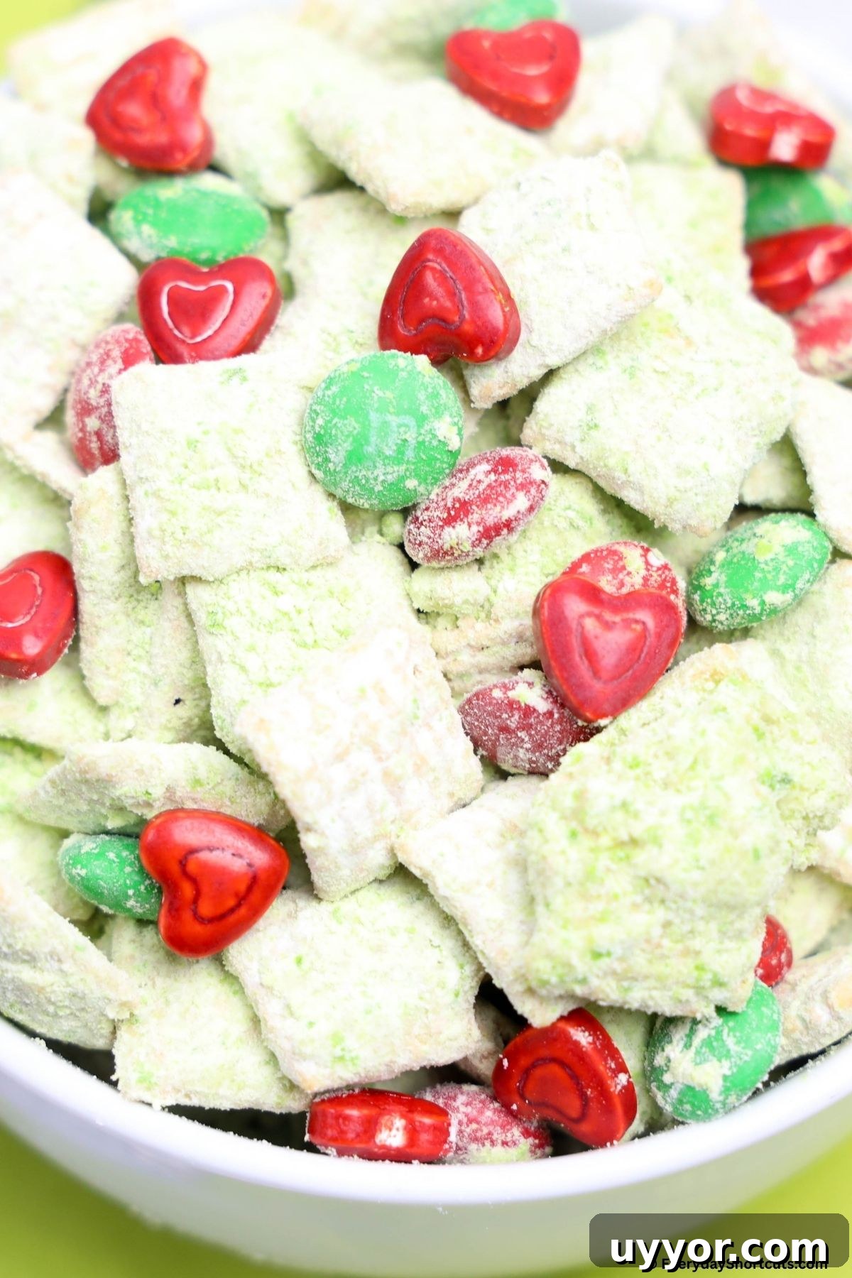Grinch Puppy Chow Holiday Snack Mix Recipe 3 Christmas Chex