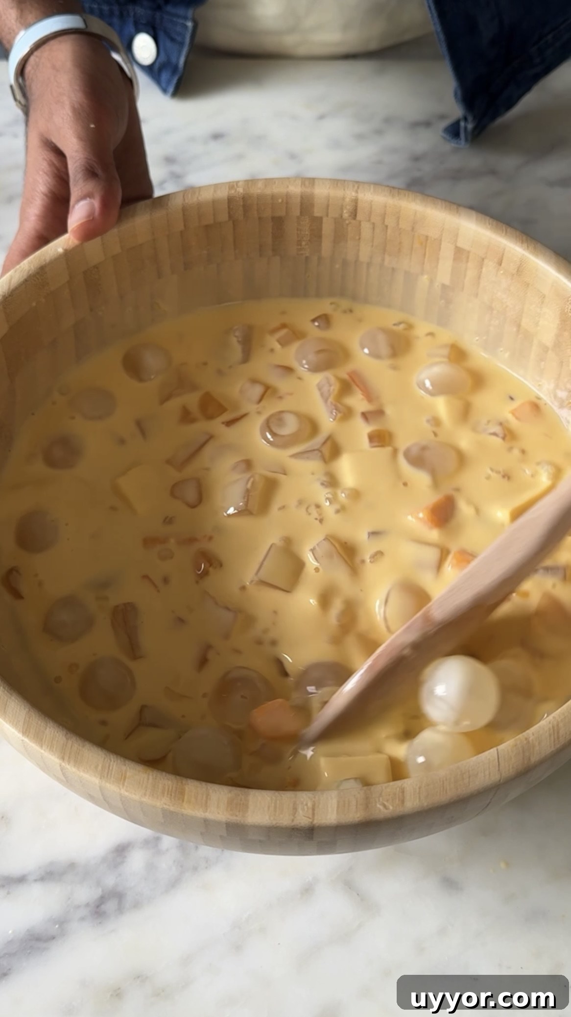 Refreshing Mango Sago Recipe: Tropical Dessert with Coconut Milk 2 img 11649 1
