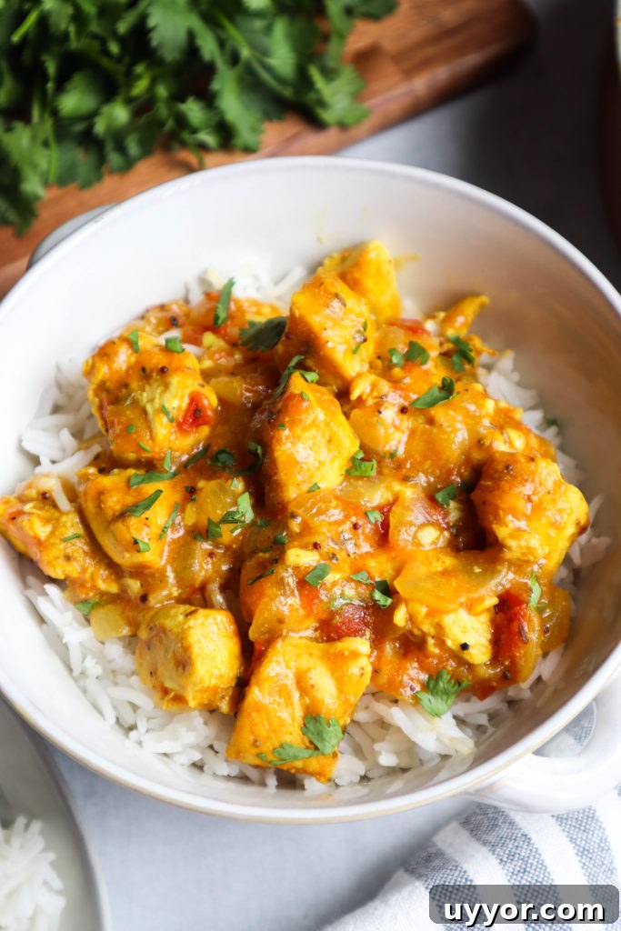 Creamy Almond Milk Chicken Curry Recipe for Juicy, Tender Meat 8 Slow cooker chicken curry