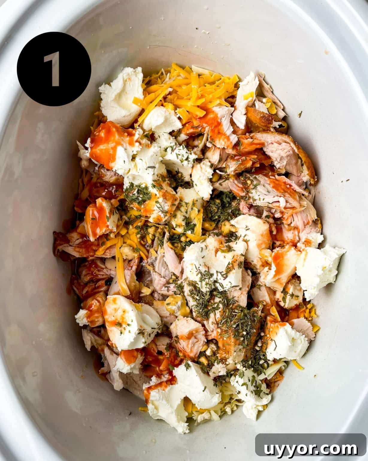 buffalo mac and cheese in a crockpot.