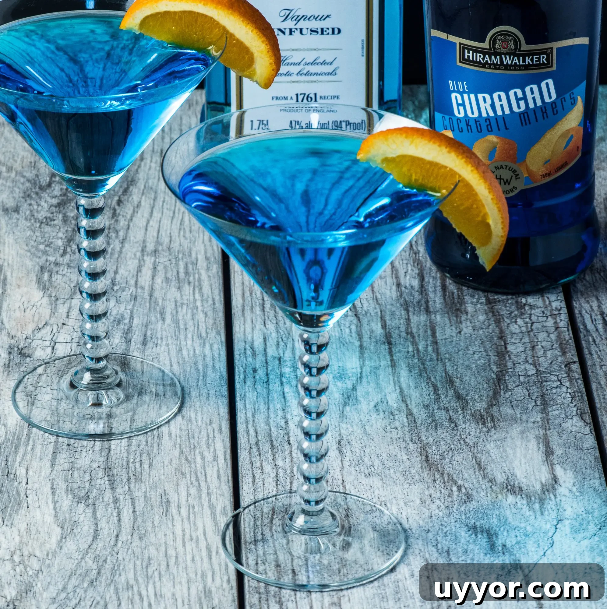 Low-Carb Blue Martini Cocktail Recipe for Keto-Friendly Parties 3 img 16529 2