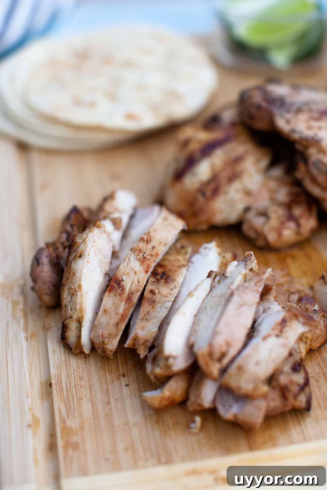 What to Serve with Fajitas: Perfect Sides & Toppings Guide 2 slices of fajita chicken