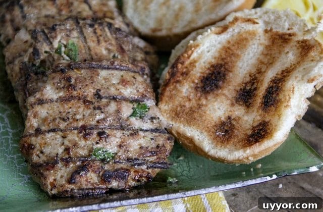 Juicy Grilled Chicken Burgers with Tangy Lemon-Garlic Sauce 4 Recipe