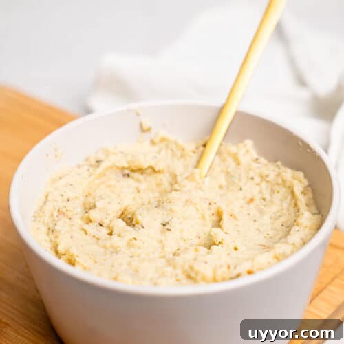 Creamy Garlicky Cauliflower Mash Recipe for Satisfying Comfort 13 Creamy Garlicky Cauliflower Mash.