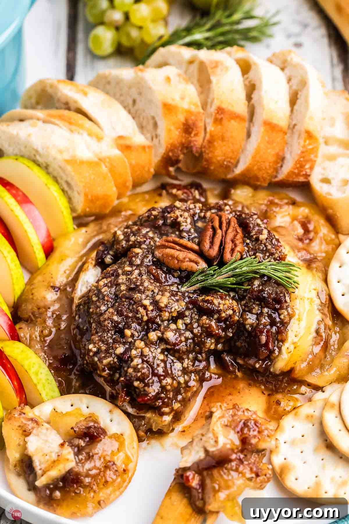 baked brie in parchment paper with bacon jam
