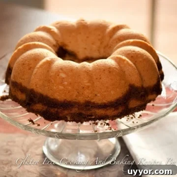 gluten-free vanilla streusel coffee cake
