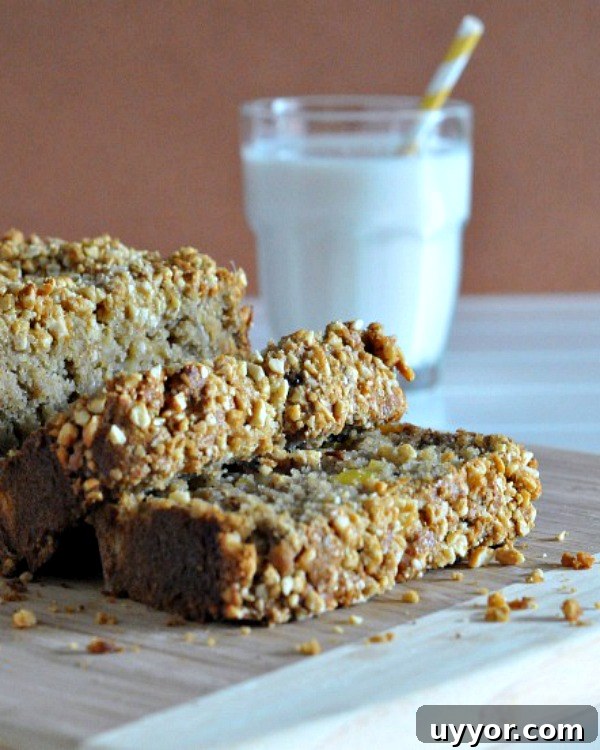 Tropical Banana Bread with Sugared Macadamia Crumble 2 Tropical Banana Bread with Sugared Macadamia Crumble